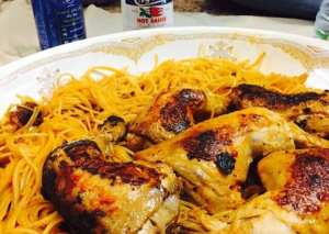 معكرونة بالدجاج المشوى