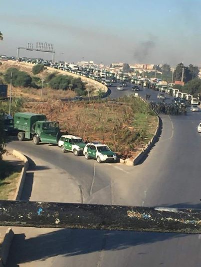 Marche des retraités et radiés des rangs de l’Armée nationale populaire : Des manifestants bloquent la route Boumerdès – Alger