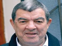 JSK : Alors que Metref est revenu à de meilleurs sentiments                                    Réunion Hannachi-comité des supporters de la JSK aujourd'hui