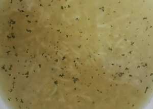 شوربة الشعيرية بالدجاج