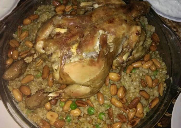 فروج محشي فريكة