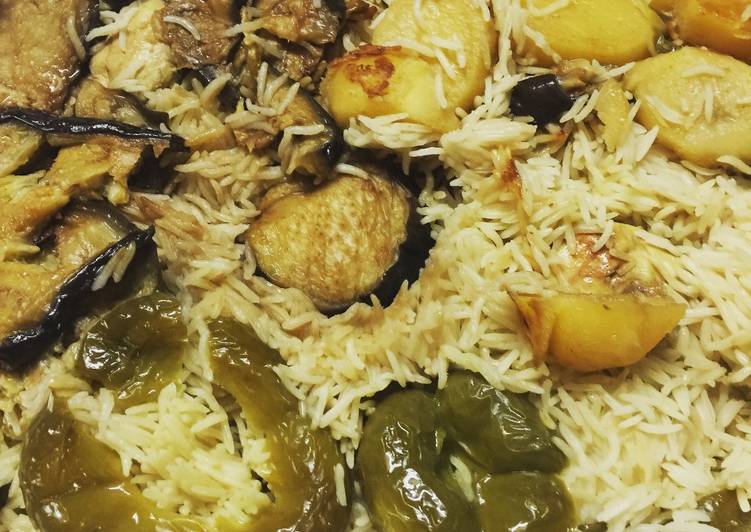 مقلوبة خضار بالدجاج