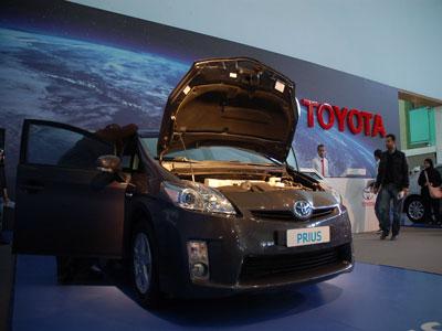 La Prius sous les feux de la rampe à la Safex                                    Elle est la première voiture hybride en Algérie