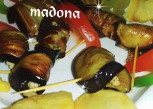 لفائف الباذنجان بالدجاج