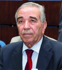 Ould Kablia présente ses condoléances aux familles des trois enfants morts par pendaison                                    Tizi Ouzou