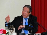 « Nous voulons un secteur public fort et efficace » Conférence-débat du ministre de la Communication