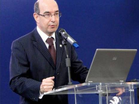 «Un véhicule fiable, c'est un gage de sécurité»                                    Marc Bocqué, responsable Presse & relations internationales chez Peugeot Automobiles