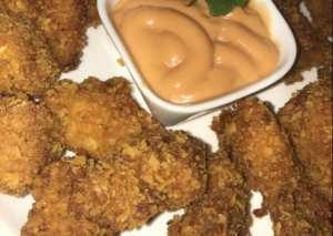 اصابع الدجاج بالدوريتوس