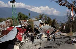 Planète - Séisme en Indonésie: Victimes, aide, état d'urgence... Quel est le bilan quatre jours après?
