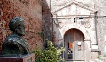 SITES ET MONUMENTS HISTORIQUES : CASBAH DE BÉJAÏA Un site en quête de reconnaissance mondiale...