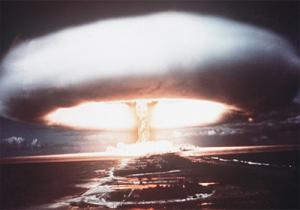 تجارب نووية برقان : أعضاء من اللجنة الوطنية الإستشارية لترقية و حماية حقوق الإنسان يطلعون بأدرار على التحضيرات للقافلة التضامنية