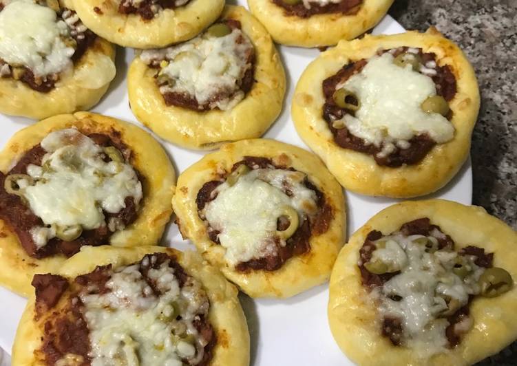 بيتزا بالدجاج والصوص