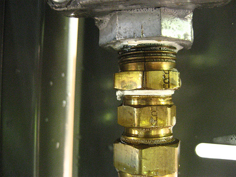 مقتل طبيب وزوجته وابنتهما اختناقا بالغاز في معسكر