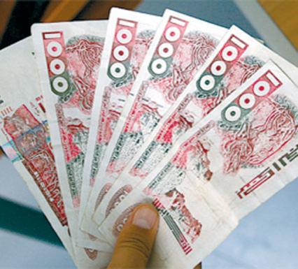 الحبس لعصابة النصب وتزوير الأوراق النقدية                                    أسّست شركة وهمية للإيقاع بضحاياها بالبليدة