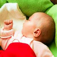 408 أم عازبة تضع مولودها بمستشفيات وهران                                    98 طفلا مسعفا تتبناه عائلات محرومة