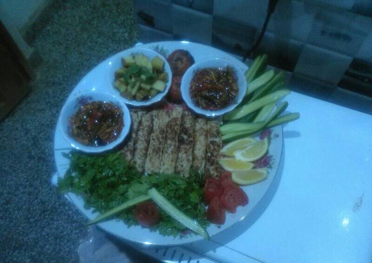 كباب دجاج على الفحم