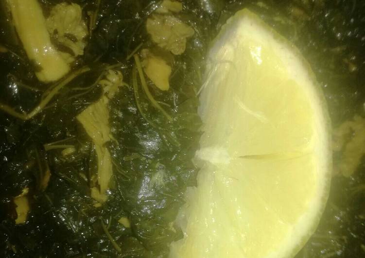 ملوخية بالدجاج