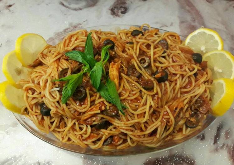 سباكيتي باللحم والدجاج👍🍝