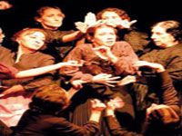 LA PIèCE 'LA CASA DE BERNARDA ALBA' DE LA CIE TRIBUeNE à ALGER                                    Un combat à répétition