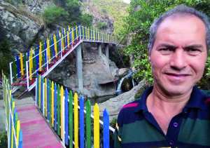 Béjaia - Il érige des passerelles sur une rivière à Tizi n’Berber: La louable initiative d’un citoyen