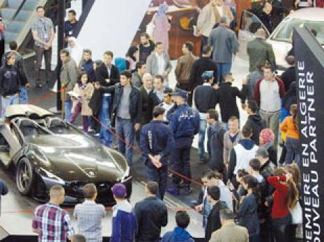 Afflux massif et ventes record                                    Le 15e Salon de l'automobile d'Alger prend fin
