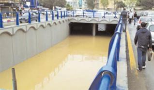 الأمطار تتسبب في مقتل 