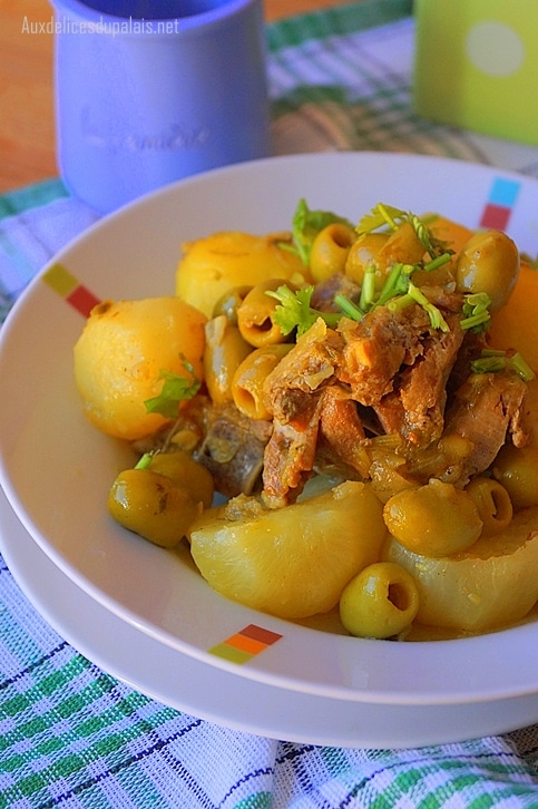Tajine d’agneau aux navets pommes de terre & olives
