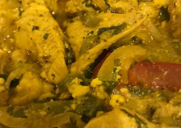 صدور دجاج باللبن