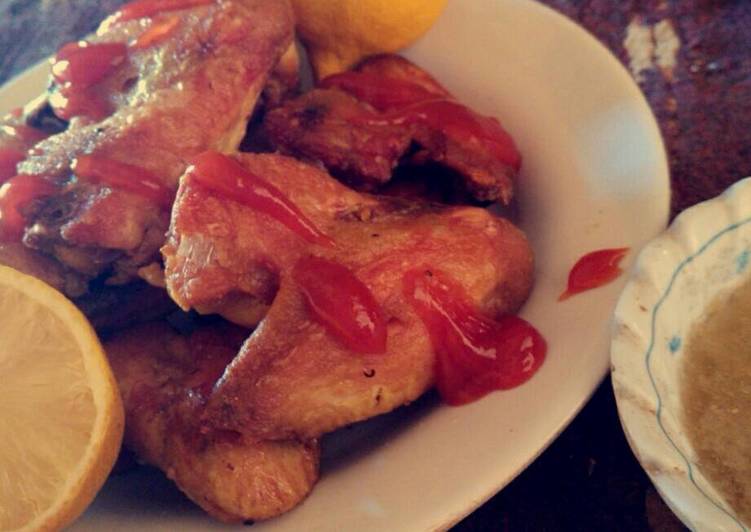 اجنحة دجاج مقليه