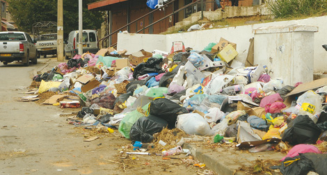 البليدة: انتشار رهيب للنفايات بأولاد يعيش عشية العيد