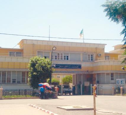 سكير يقتحم مصلحة التوليد ببريكة                                    فيما شهدت استعجالات سيدي بلعباس عراكا عنيفا