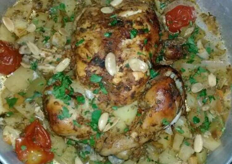 دجاج محشي بالخضار والبصل