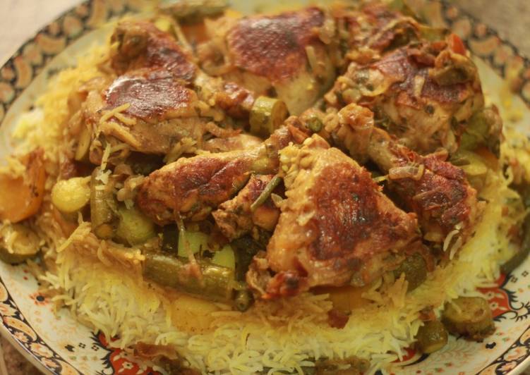 مقلوبة الدجاج