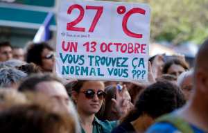 Planète -  Marche pour le climat: 14.500 personnes ont marché dans les rues de Paris