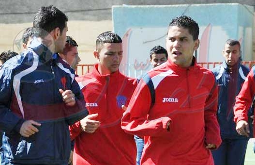 شباب باتنة نزار يرفض الرد على اتهامات معلى