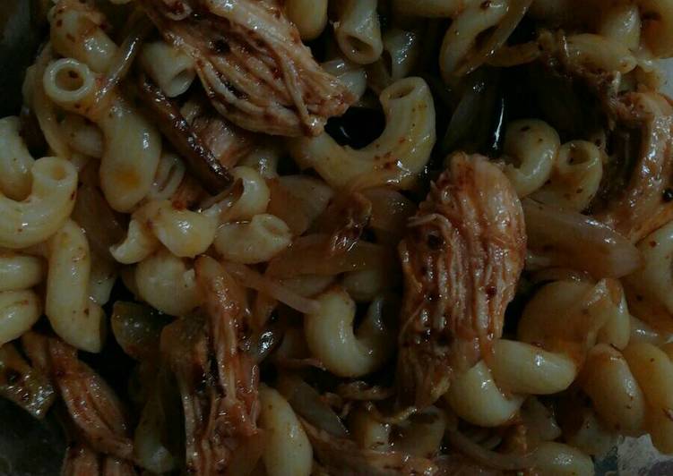 معكرونة بالدجاج