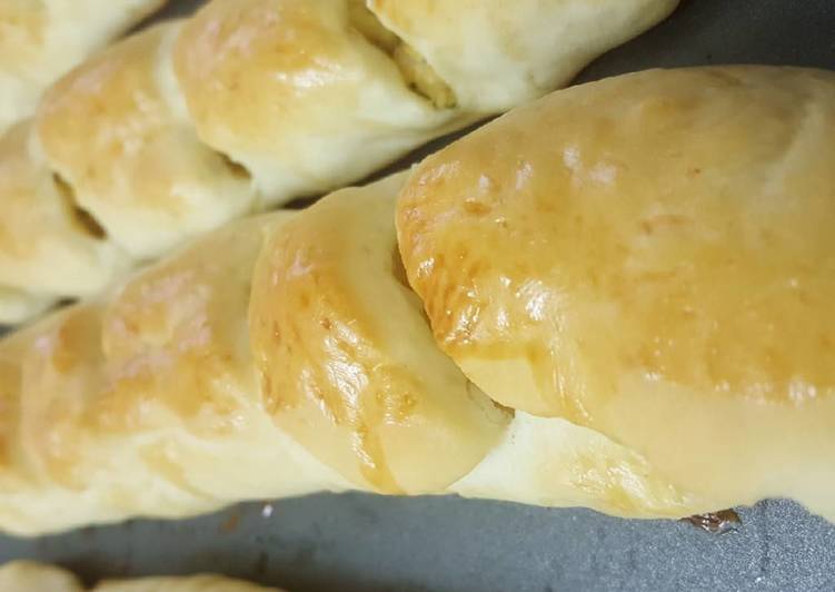 فطائر الدجاج والجبنه