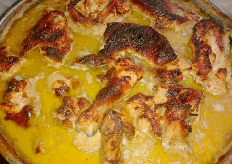 فروج بصلصة الطحينية