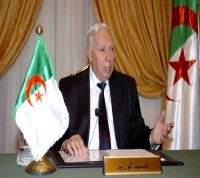 Enseigner l'histoire de la révolution aux générations montantes pour les prémunir contre la désinformation