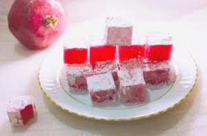 حلوة الحلقوم بالرمان