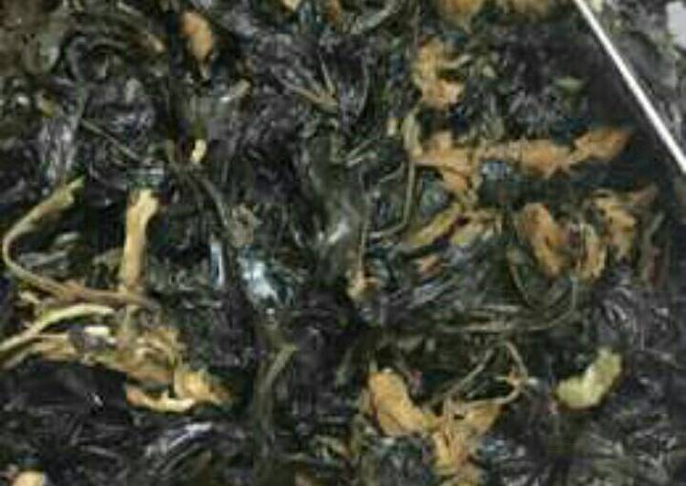 ملوخية عالطريقة اللبنانية (بالدجاج)