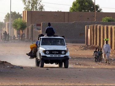 Mali - Les rebelles targuis à Gao, la Cedeao menace d'intervenir, silence à Alger