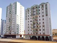 Vers la création de sociétés mixtes                                    Les Portugais construiront 50 000 logements AADL