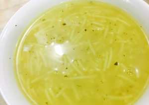 شوربه الشعريه والدجاج