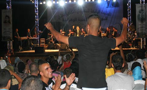 جمهور متعطش للطرب الأصيل                                    مهرجان الأغنية الوهرانية