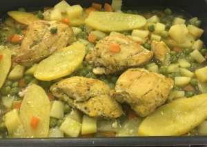 دجاج وبطاطا و خضار بالفرن