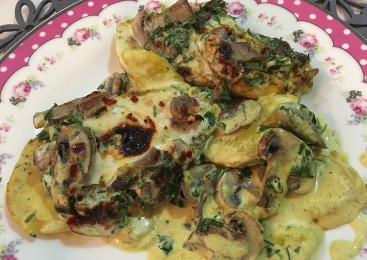 صينية دجاج بالفطر