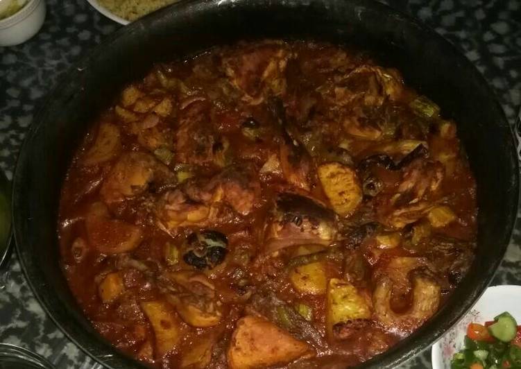 صينية دجاج وخضار