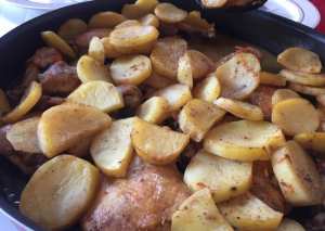 صينية دجاج وبطاطا