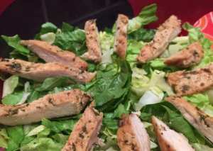 سلطة بالدجاج